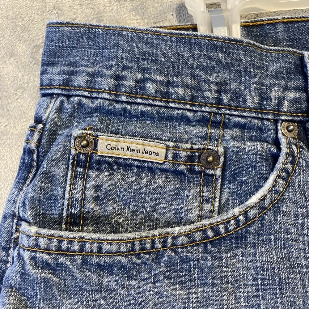 Calvin Klein Jeans Men 32x28 Blue Straight Loose Raw Hem Grunge Streetwear READ